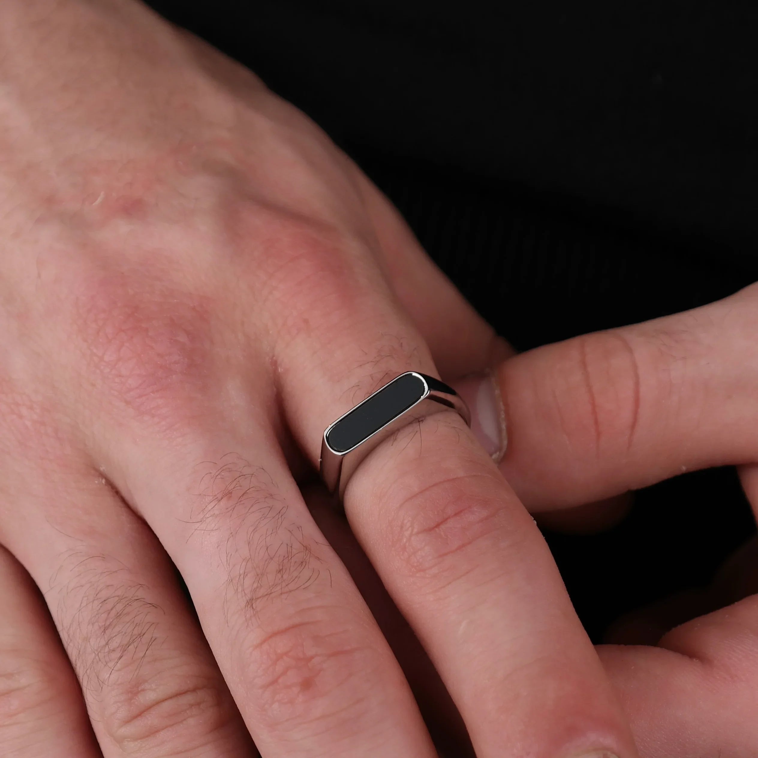 Onyx round Stone ring (silver)